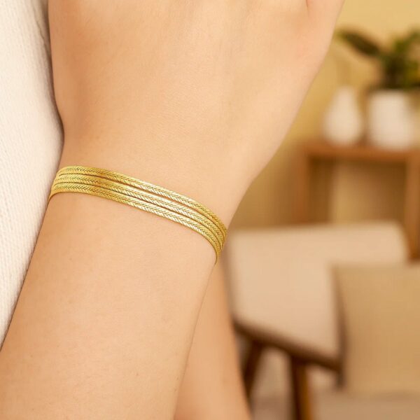 14k Yellow Gold 7 inch Three Strand Herringbone Chain Bracelet (1.80 mm) - alternate view 2