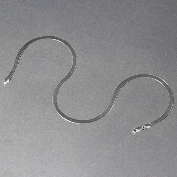14k White Gold Super Flex Herringbone Chain (4.60 mm) - alternate view 3