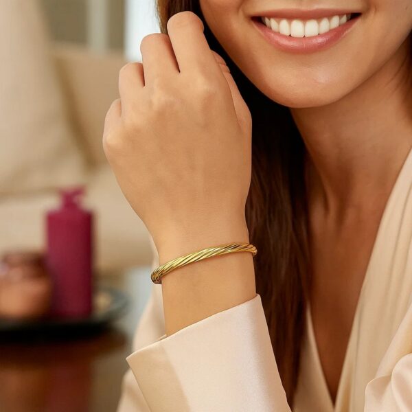 14k Yellow Gold Twist Bangle (5.30 mm) - alternate view 5