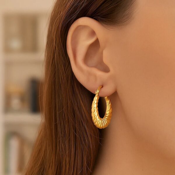 14K Yellow Gold Polished Twisted Cable Graduated Hoops - alternate view 2