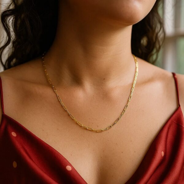 14K Yellow Gold Delicate Paperclip Chain (2.1 mm) - alternate view 4