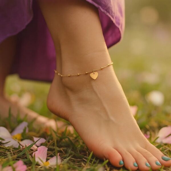 14K Yellow Gold Dangle Heart and Bead Station Anklet - alternate view 3