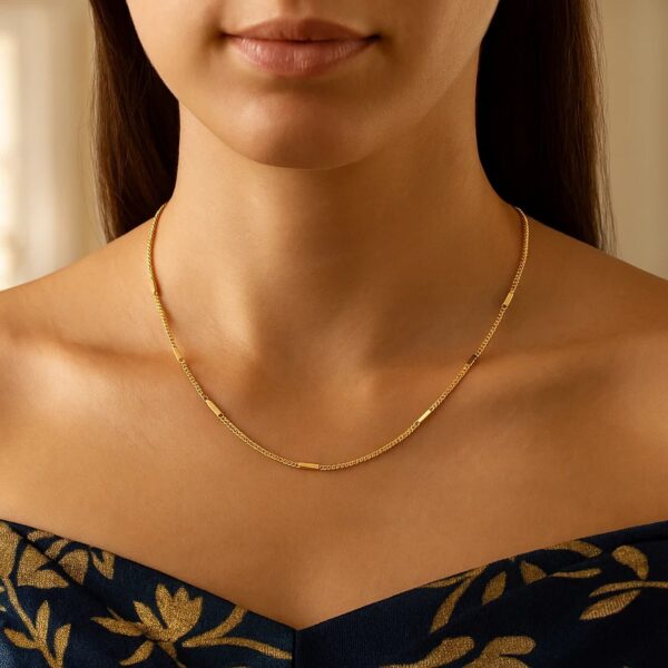 Diamond Cut Bar Links Pendant Chain in Yellow Gold (1.30 mm) - alternate view 5