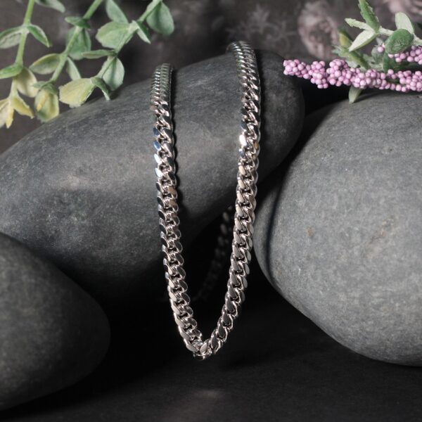 14k White Gold Classic Miami Cuban Solid Chain (5.00 mm) - alternate view 5