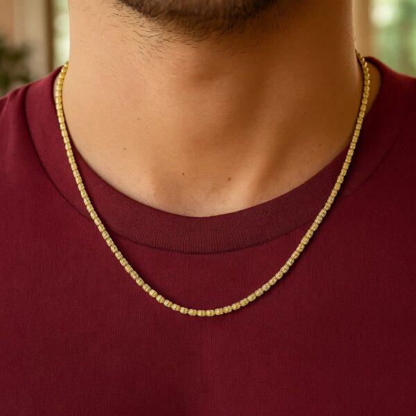 Ice Barrel Chain in 14k Yellow Gold (2.7 mm) - alternate view 5