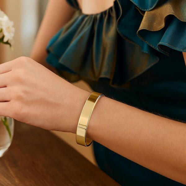 14K Yellow Gold Classic Polished Bangle (10.00 mm) - alternate view 5