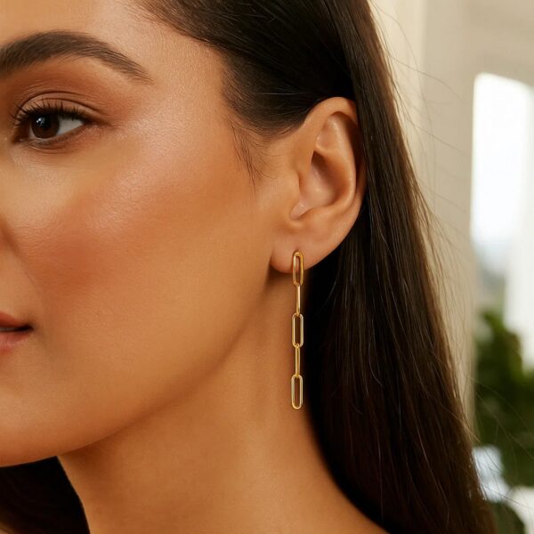 14K Yellow Gold Five Link Paperclip Chain Earrings - alternate view 4