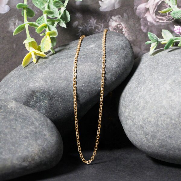 18k Yellow Gold Diamond Cut Cable Link Chain (1.90 mm) - alternate view 4