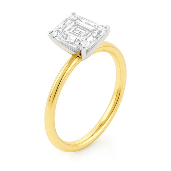 5 Carat Emerald Lab Grown IGI G/VS1 Diamond Solitaire Ring in 14K Yellow Gold - alternate view 2