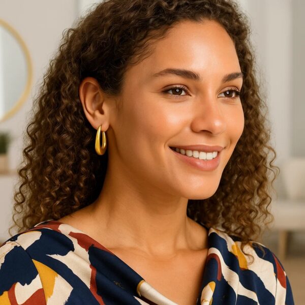 14K Yellow Gold Graduated Oval Hoop Earrings - alternate view 2