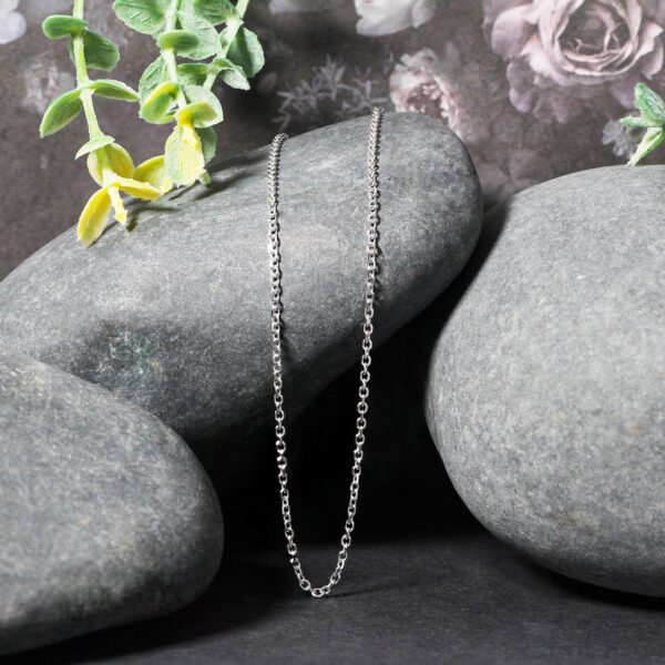 18k White Gold Diamond Cut Cable Link Chain (1.40 mm) - alternate view 4