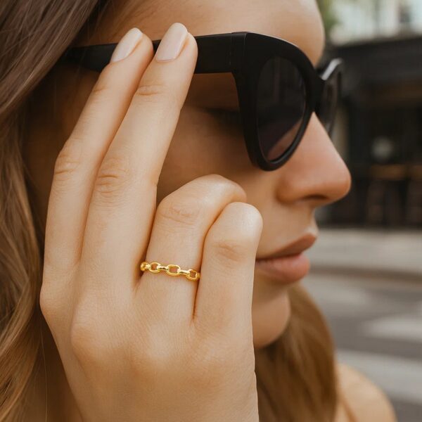 14K Yellow Gold Oval Links Stackable Ring - alternate view 3