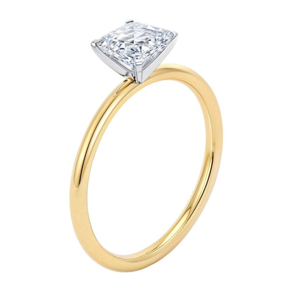 1.50Ct Emerald Lab Grown IGI G/VS1 Diamond Ring in 10K Yellow Gold - alternate view 2