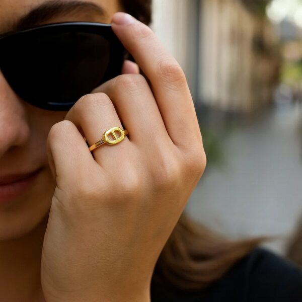 Mariner Link Style Ring in 14K Yellow Gold - alternate view 4